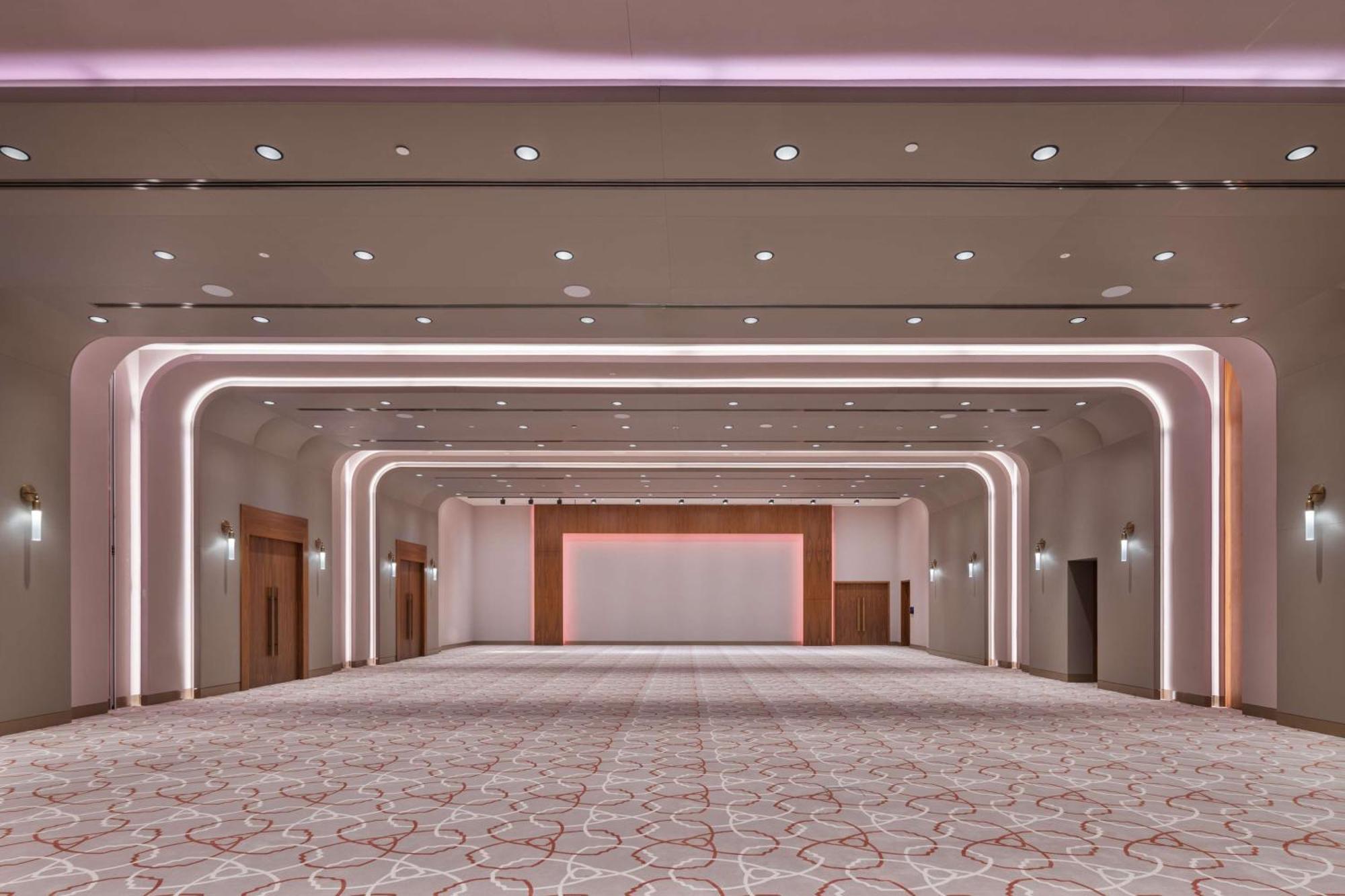 The Wb Abu Dhabi, Curio Collection By Hilton Hotel Bagian luar foto The Grand Ballroom
